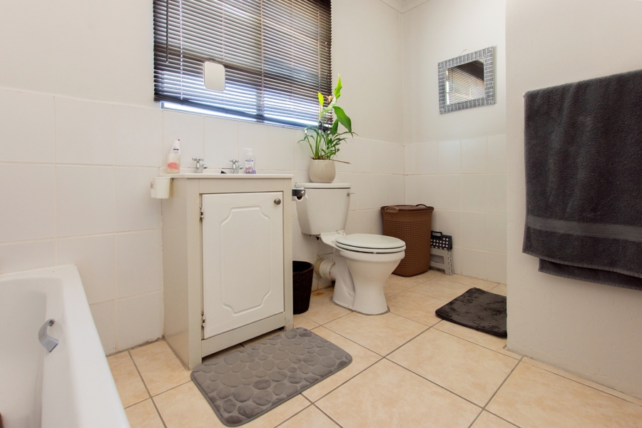 2 Bedroom Property for Sale in Velddrif Western Cape
